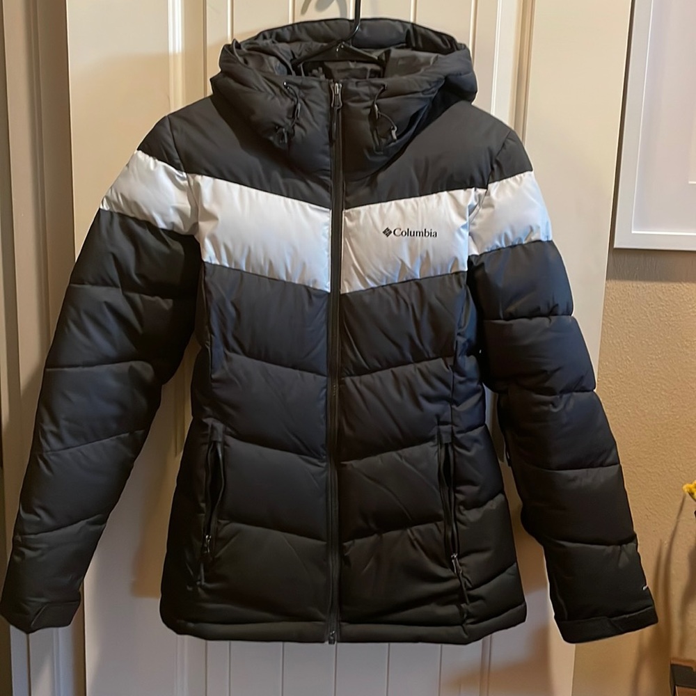 Women’s Columbia Jacket